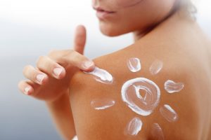 Da bị cháy nắng: Nguyên nhân và cách xử lý, phòng tránh hiệu quả.