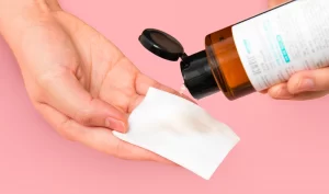 Chị em lưu ý nên chọn loại toner phù hợp với da của mình
